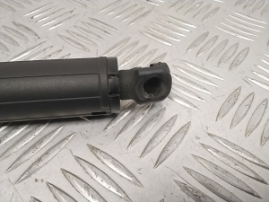 Volkswagen ID5 5 (2022–2026) Trunk lid strut 11E827552C - 4