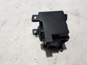   Fuse block holder under the hood 