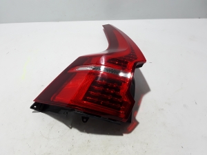  Rear corner lamp 