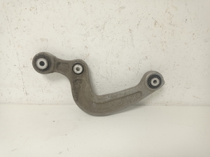 Bras de suspension arrière - 8W0505361E