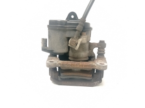 AUDI A4 B9 (2015–2026) Tagumine pidurisadul 8W0615403 - 5