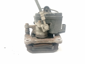 AUDI A4 B9 (2015–2026) Tagumine pidurisadul 8W0615404 - 3