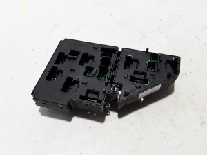  Fuse blocks 