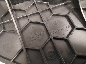 Volkswagen ID.4 I (2020–2026) Other shield 1EA971792 - 3