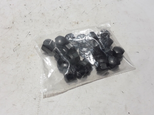 VOLVO XC60 (2017–2026) Locking wheel bolts 31660916 - 2