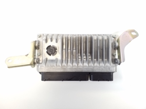 TOYOTA Yaris (2011–2020) Engine control unit 896610DT20 - 2