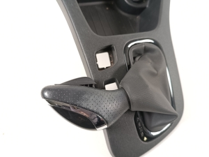  Gear lever trim 