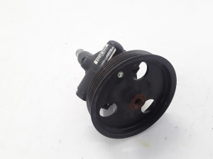   Power steering pump 