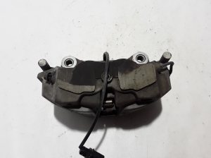  Front brake caliper 