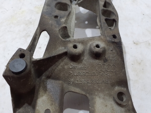 AUDI A4 B9 (2015–2026) Getriebehalter 8W0399262AE - 5