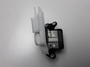 Suzuki Swace I (2020–2026) Trunk lid lock 0770 - 3