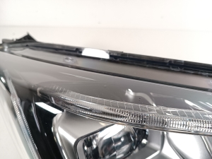 NISSAN Leaf II (2017–2026) Headlight and its parts 260105SH5A - 9