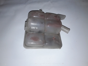 Ford Focus (2011–2018) Coolant reservoir 8V618K218AE - 3