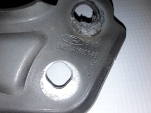  Engine cover hinge 