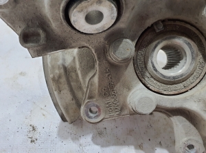 Ford Mustang Mach-E Mach-E (2020–2026) Tagumine rumm MZ9C-5B759-ANA - 3