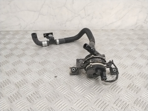 Auxiliary water pump - 369002B200