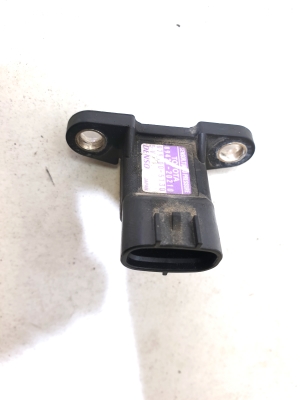 TOYOTA Corola Verso E12 (2001–2004) Sonstiges Unterdruckteil 8942120210 - 3