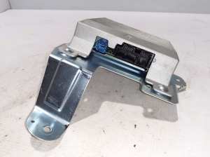 Ford Mustang Mach-E Mach-E (2020–2026) Audio amplifier LJ8T-18T806-AN - 4