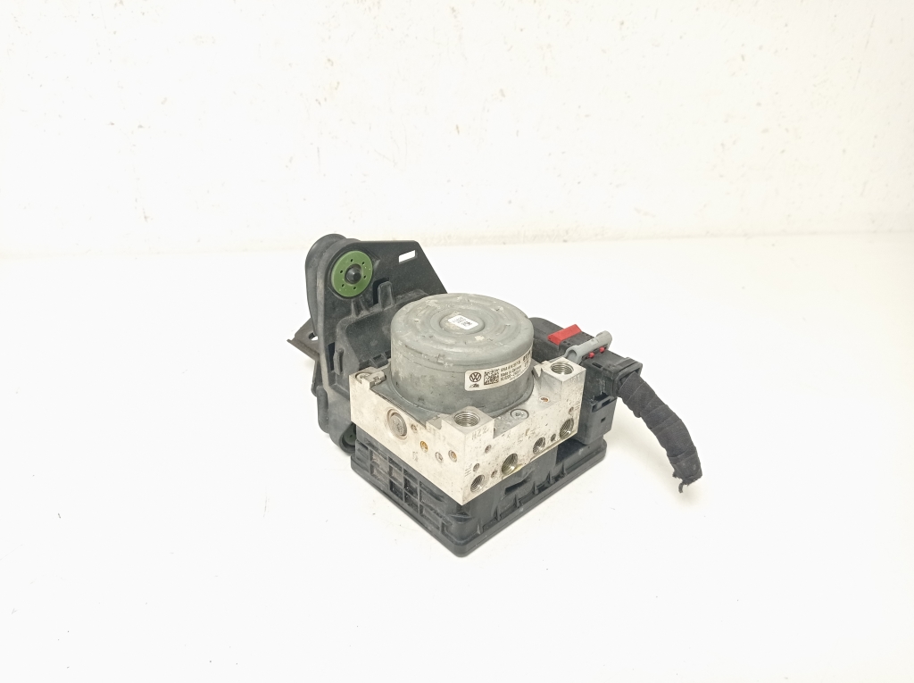 Volkswagen Golf VIII (2019–2026) ABS bloks 5WA614517BL Volkswagen Golf VIII (2019–2026) ABS bloks 5WA614517BL