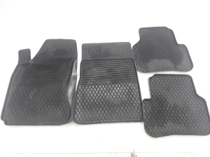  Interior mats 