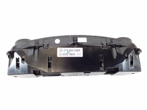 Mercedes Benz CLS-Class 219 (2004–2010) Heizungsbedienteil A2198300585 - 2