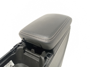 Mercedes Benz A-Class 176 (2012–2018) Center console A1766800900 - 2