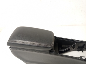 Mercedes Benz A-Class 176 (2012–2018) Center console A1766800900 - 3