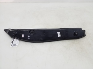 Mercedes Benz E-Class W213 (2017–2026) Esiporitiiva muu osa A2138890400 - 3