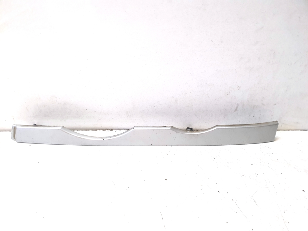 BMW X5 E53 (1999–2006) Liist tule all 51138402647 BMW X5 E53 (1999–2006) Liist tule all 51138402647
