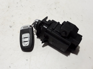   Ignition key 