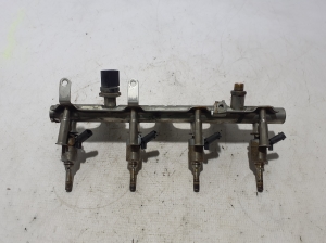   High pressure fuel route 