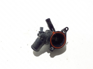  Thermostat housing 