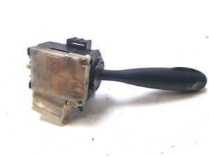 TOYOTA Yaris Verso (1999–2006) Suunatulede lüliti 173648 - 4