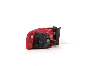 AUDI A4 B8 (2007–2016) Eckleuchte hinten 8K5945096D - 6