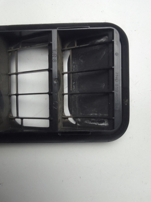 Seat Tarraco KN2 (2018–2026) Rear fender vent grille 7N0819465E - 3