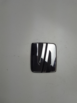 Seat Tarraco KN2 (2018–2026) Emblem 575853630B