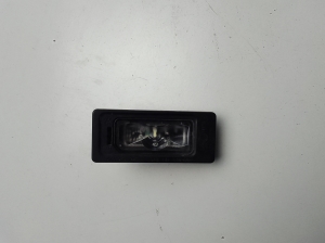 products.Kennzeichenbeleuchtung - 5NA943021