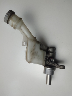 Suzuki Swift IV (2010–2017) Brake master cylinder 0204259025 - 3