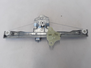 RENAULT Twingo III (2014–2026) Front door window regulator 807208353R - 5