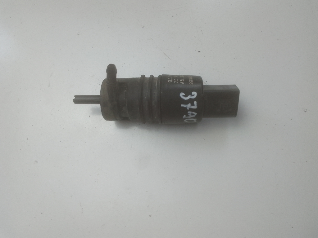 Suzuki Swift IV (2010–2017) Heckscheibenwaschpumpe 13250356 Suzuki Swift IV (2010–2017) Heckscheibenwaschpumpe 13250356