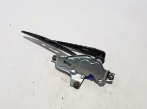  Rear wiper motor 