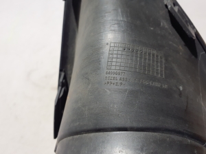 Mitsubishi Outlander (2012–2021) Nebelscheinwerferabdeckung vorne 6400G977 - 2