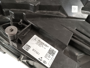 Mercedes Benz EQB X243 (2021–2026) Scheinwerfer vorne A2439069000 - 7