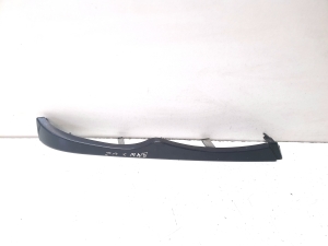 Molding under the headlight - 339102