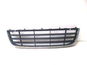 Front bumper lower grille - 1K0853677C