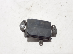 TOYOTA RAV 4 A5 (2019–2026) Aklās zonas radars Distronic 8821033120 - 4