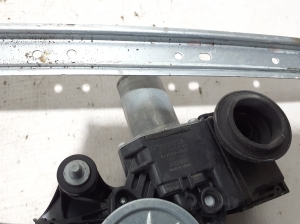 TOYOTA RAV 4 A5 (2019–2026) Aizmugurējo durvju logu pacēlājs 8572042140 - 2