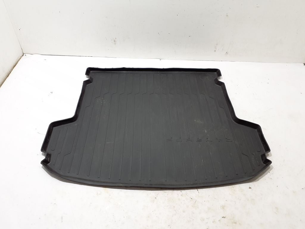 Kia Sorento (2014–2026) Trunk carpet P2122ADE05 Kia Sorento (2014–2026) Trunk carpet P2122ADE05