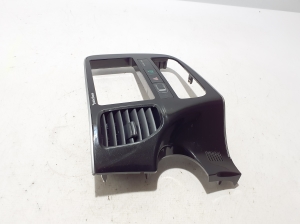 Mitsubishi Outlander (2012–2021) Dashboard trim 8002B294 - 3