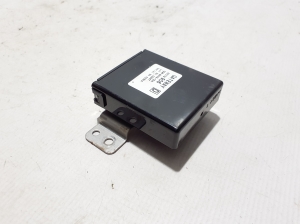 Mitsubishi Outlander (2012–2021) Gateway control module 8637B906 - 4